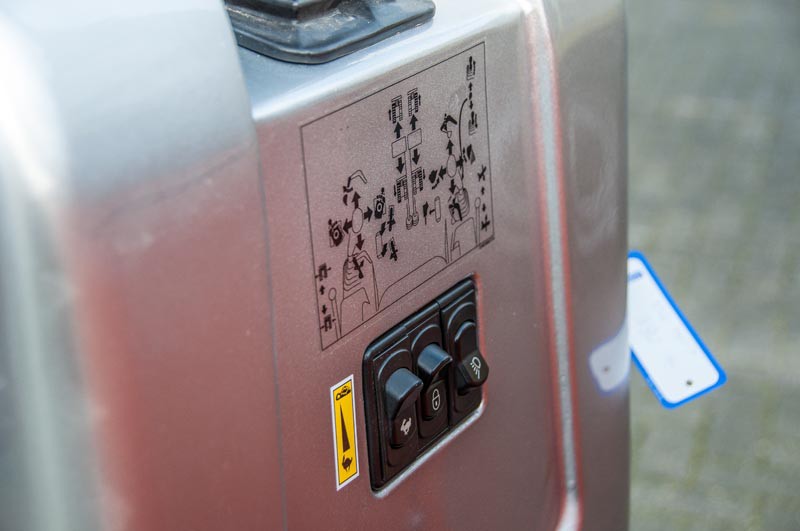 Atlas AC 08B minigraver