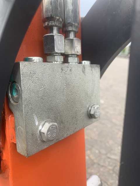 Atlas AC18 UF minigraver