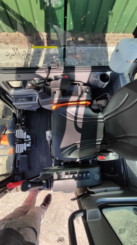 Atlas AC20F minigraver