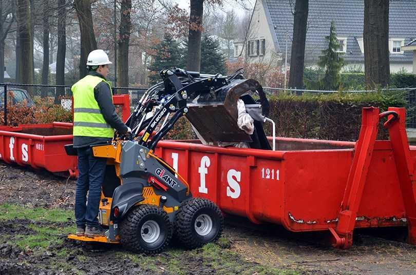 Giant Skidsteer GS800G