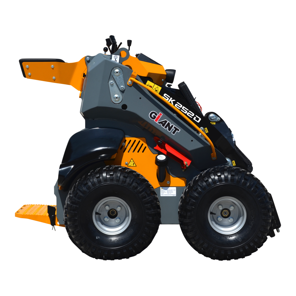 Giant Skidsteer GS900