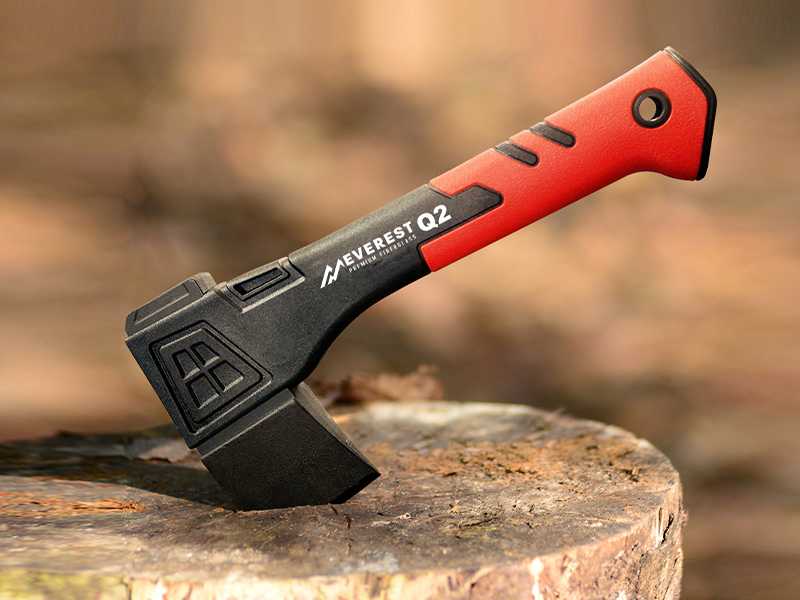 Campingbijl EVEREST Q2 620 gram, met fiberglassteel 25 cm