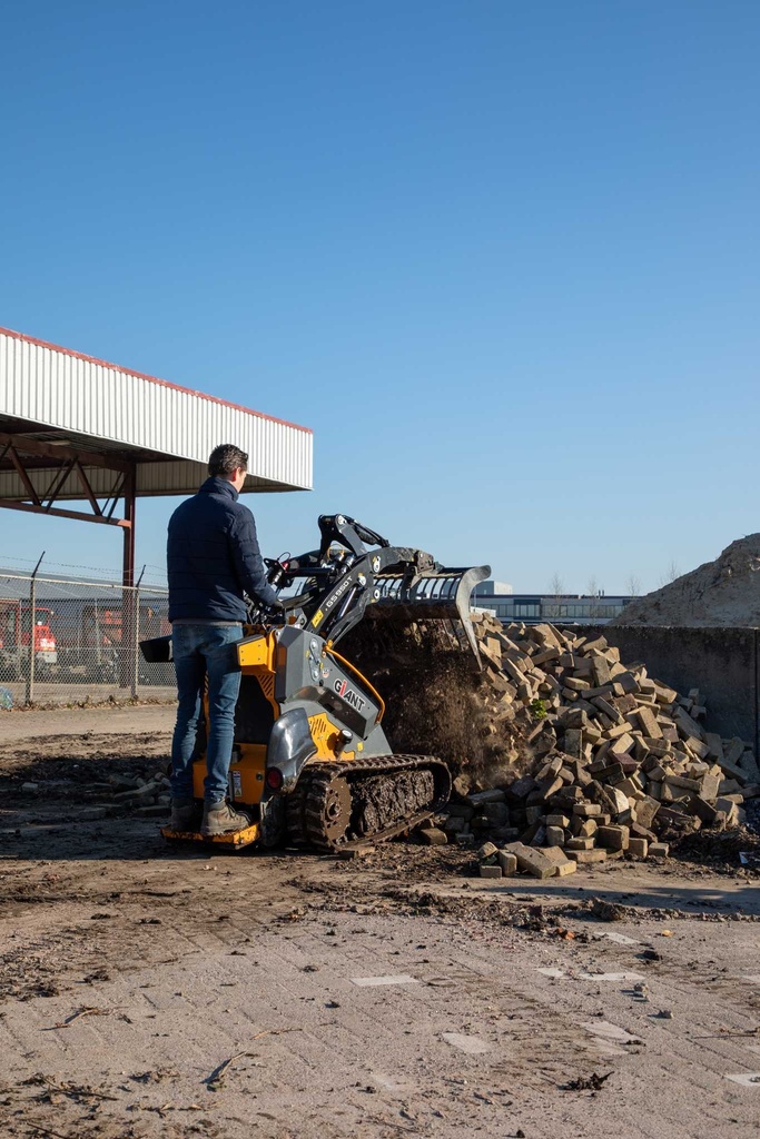 Giant Skidsteer GS950T