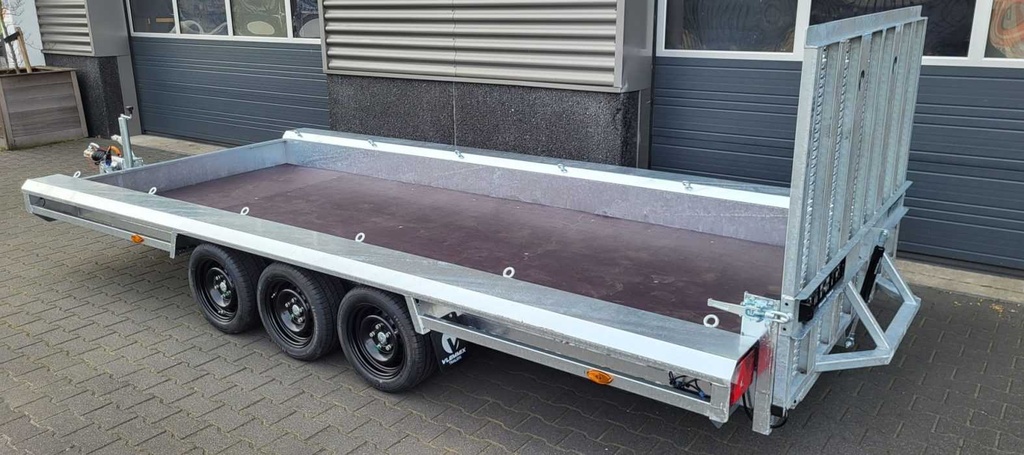 Machinetransporter 3×1800 kg – 480×180