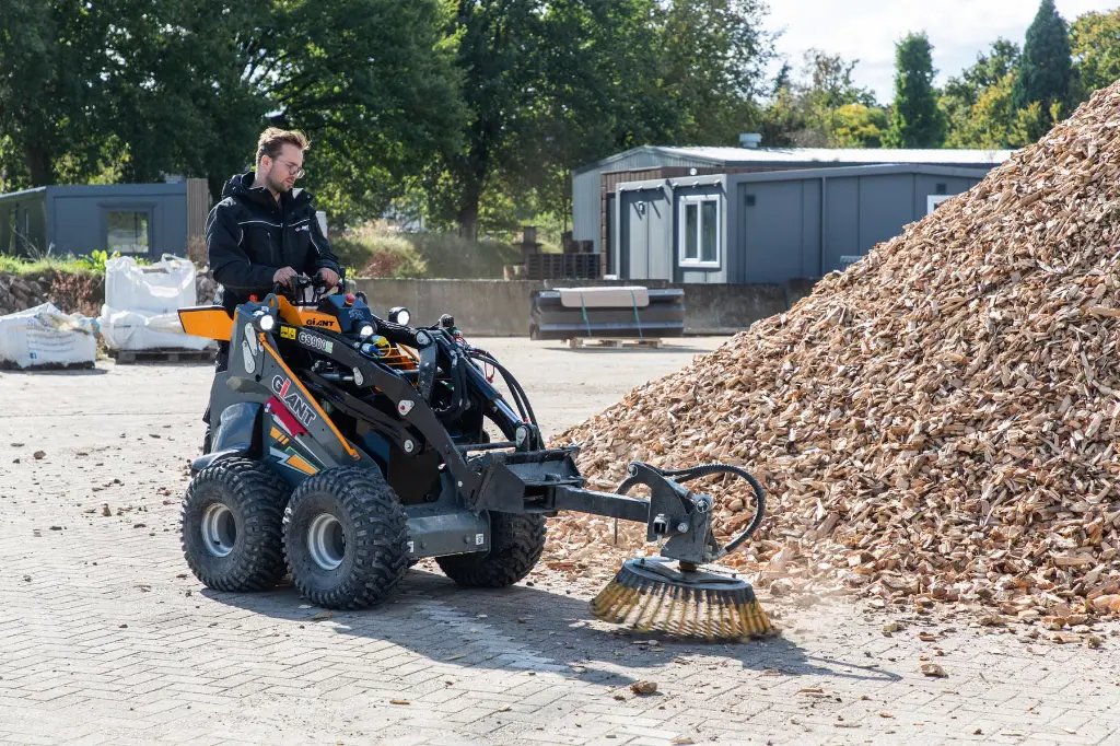 gs900eonkruidborstel[1].webp