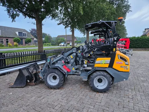 [VG2200e] Giant G2200E XTRA (elektrisch) met bak en vork